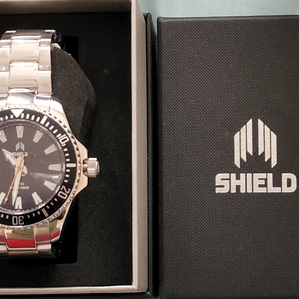 Men's Shield Watch - Picture 2 of 6